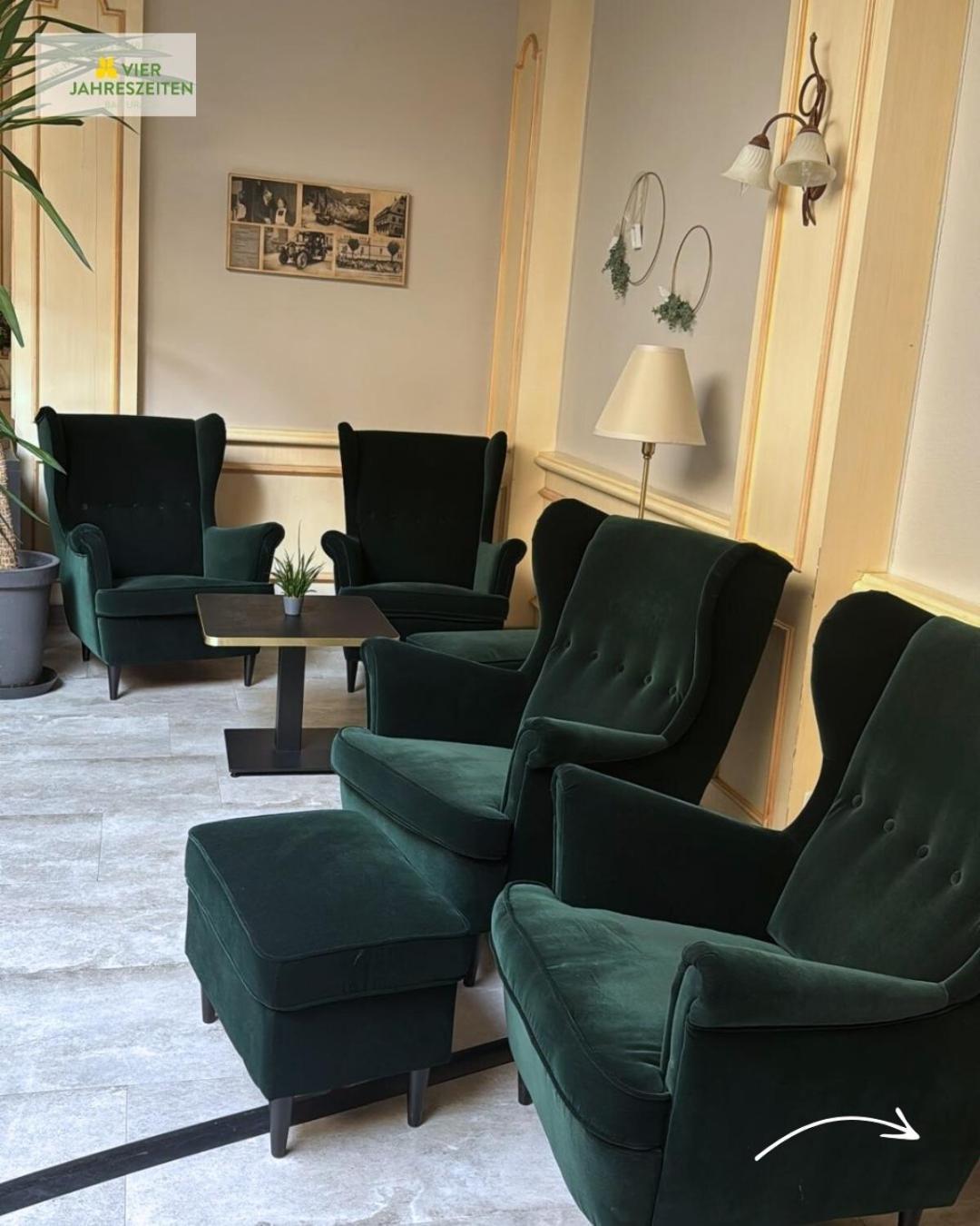 Flair Hotel Vier Jahreszeiten Bad Urach Exterior photo