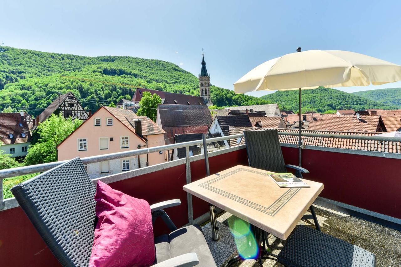 Flair Hotel Vier Jahreszeiten Bad Urach Exterior photo
